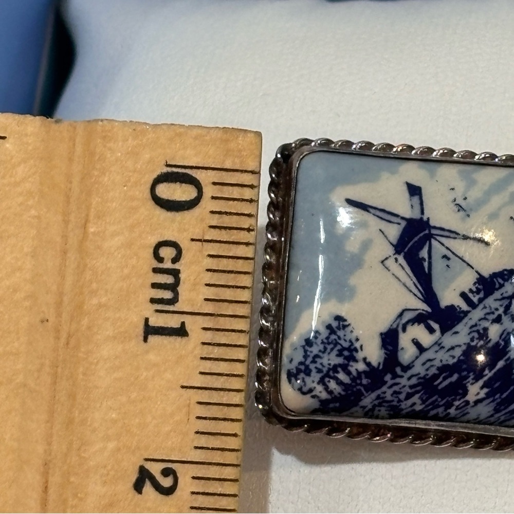 Vintage Windmill Brooch with Blue and White Design - Picture 8 of 8